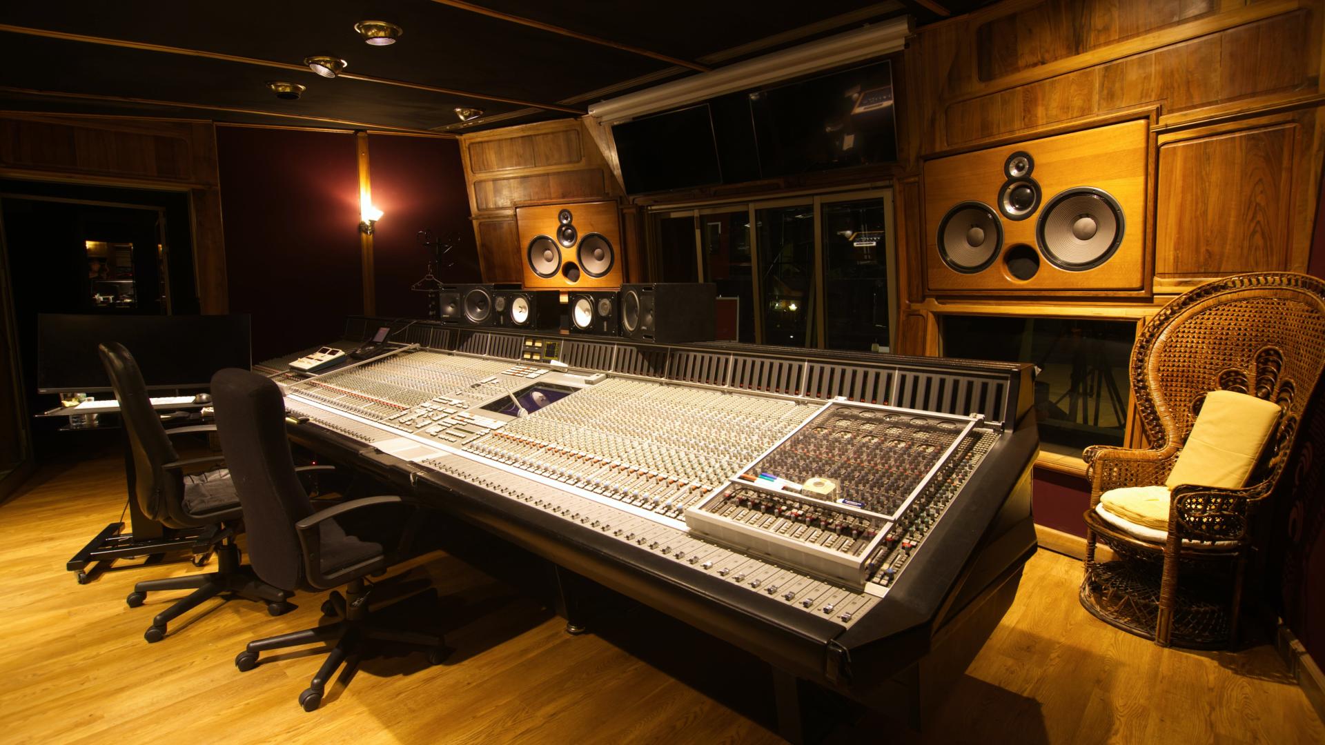music studio booking